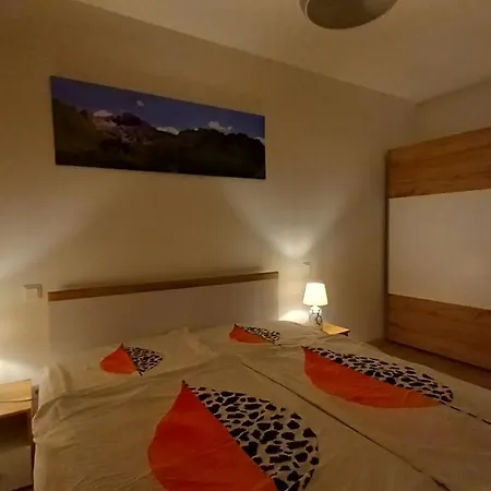 Apartmán Priestranny 64 M2 V Malebnom Penzione Pri Svahu Pavčina Lehota