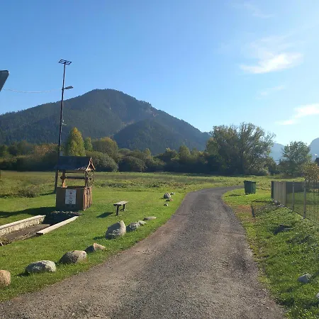 Apartmán Priestranny Rena V Malebnom Apartmanovom Dome Horky Pri Svahu V Pavcinej Lehote *